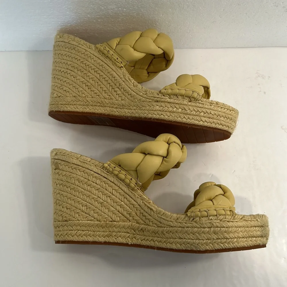 Kenneth Cole Olivia Braided Espadrille Wedge Sandals Yellow Size 9 NWOT